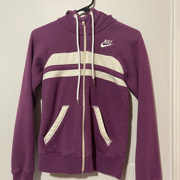 Nike hooded sweatshirt - size s - Picture 1 of 3